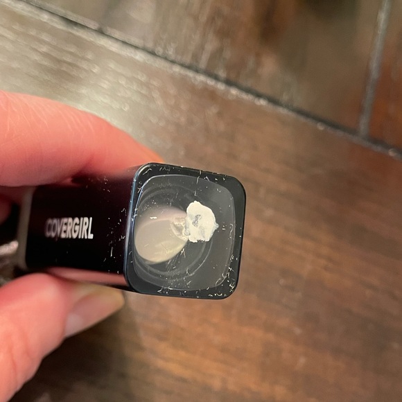 Covergirl Exhibitionist Demi-Matte Lipstick, YING YANG - Picture 4 of 7